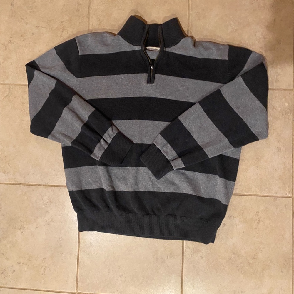 🔴SOLD🔴Grey and Black Striped Chatham Road Sweater